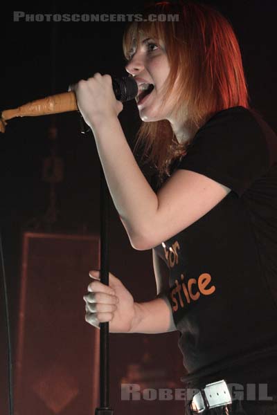 PARAMORE - 2008-06-18 - PARIS - Le Bataclan - Hayley Nichole Williams